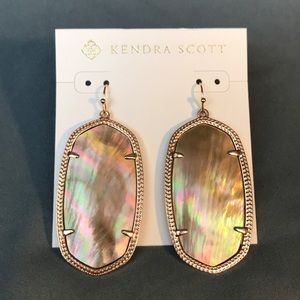 Kendra Scott Danielle Earring Brown MOP